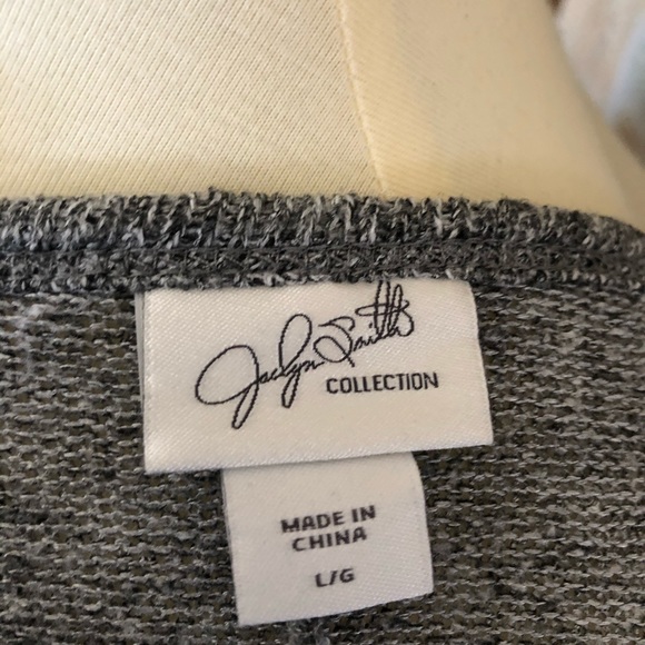 Top - Picture 3 of 3